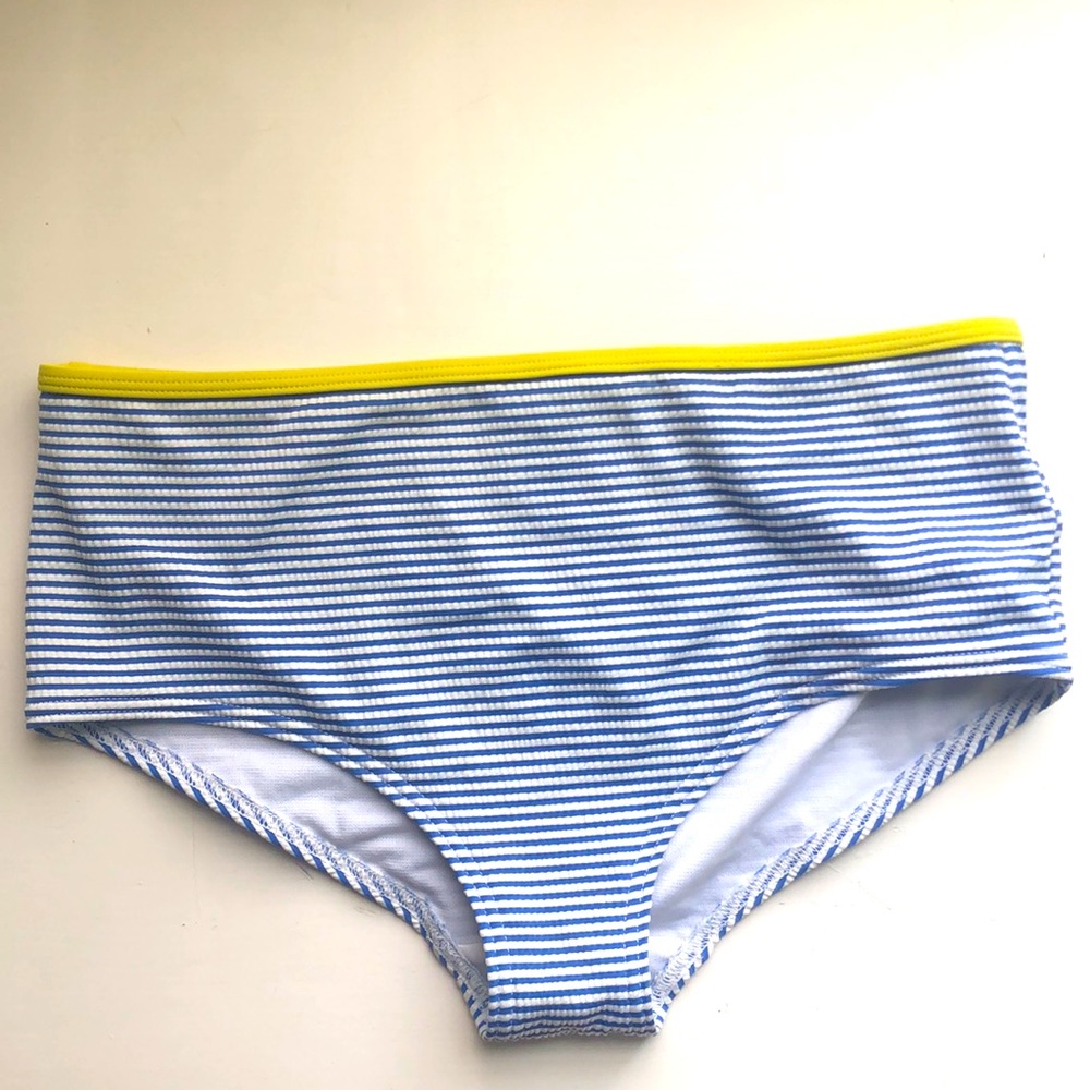 Bikini bottoms